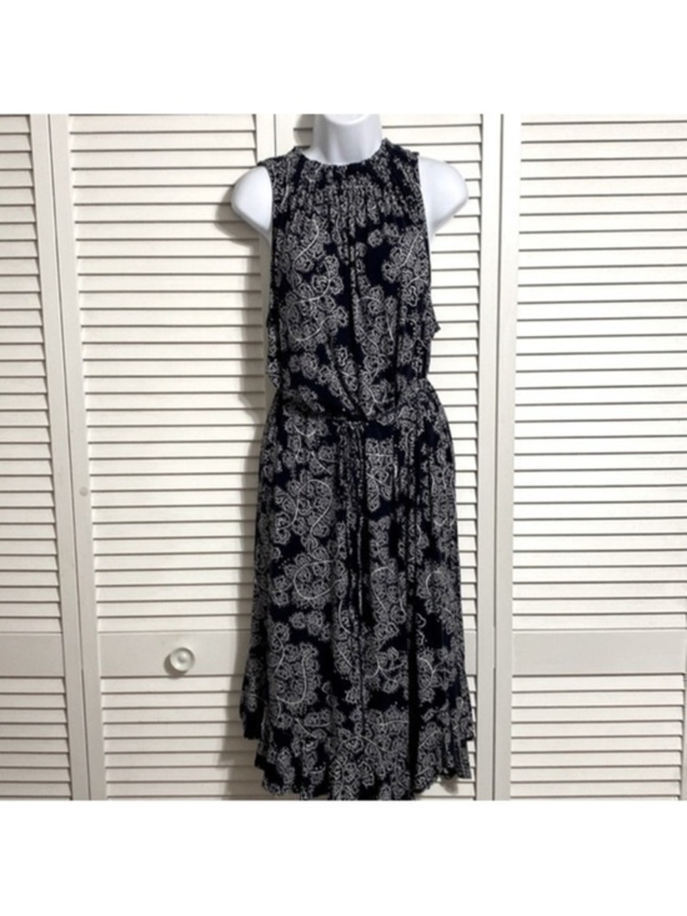 Loft sleeveless Tie-Waist Dress